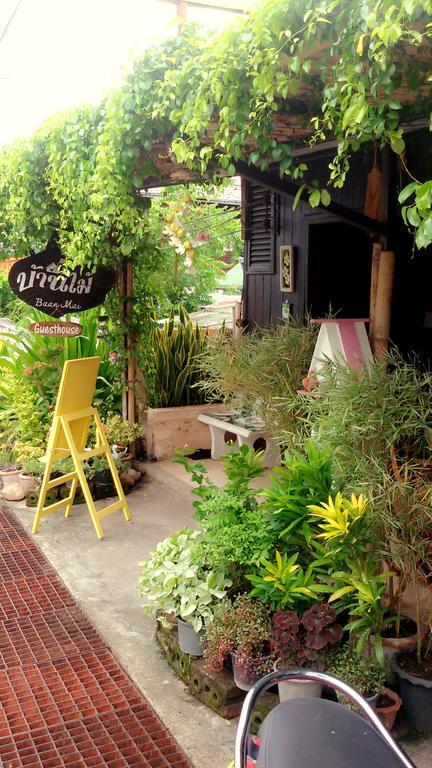 Baan Mai Guesthouse Mae Hong Son Ngoại thất bức ảnh