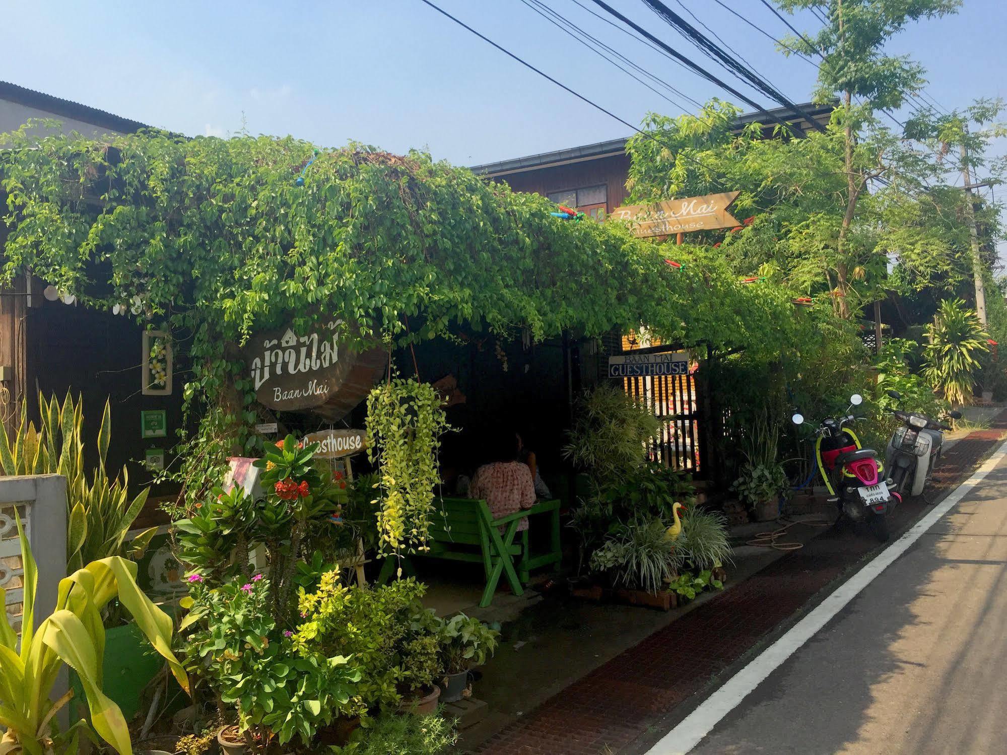 Baan Mai Guesthouse Mae Hong Son Ngoại thất bức ảnh