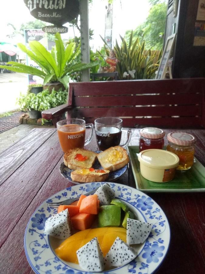 Baan Mai Guesthouse Mae Hong Son Ngoại thất bức ảnh